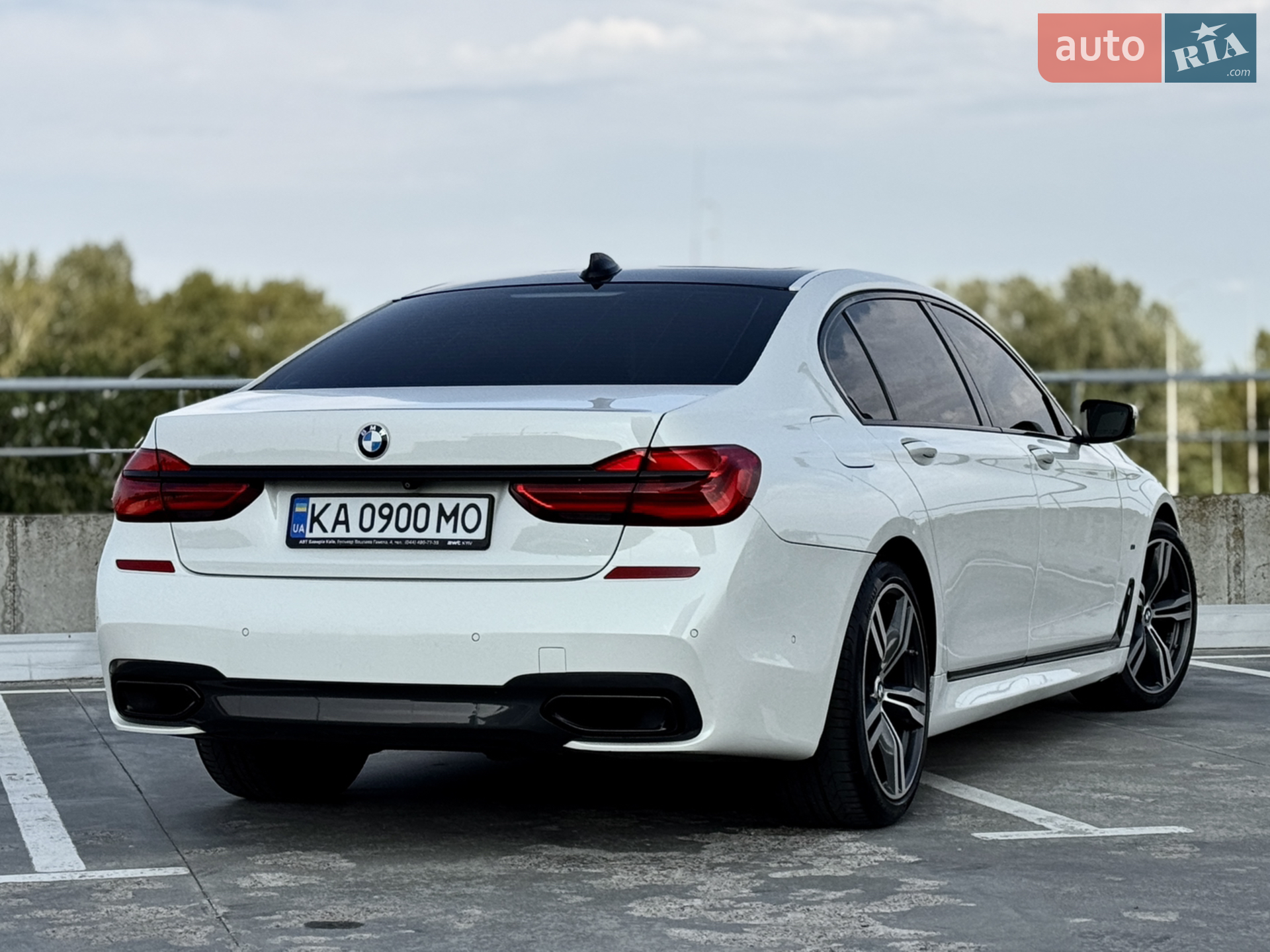 2015 BMW 7er - мініатюра 7