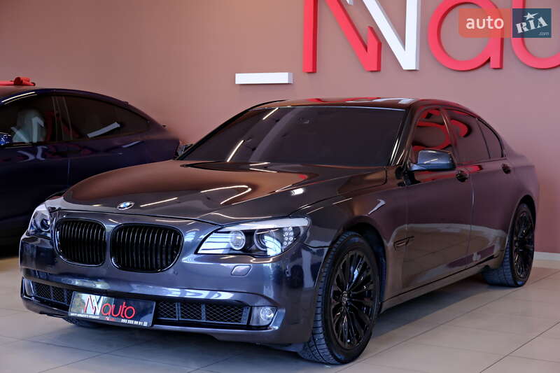 Седан BMW 7 Series 2012 в Одесі