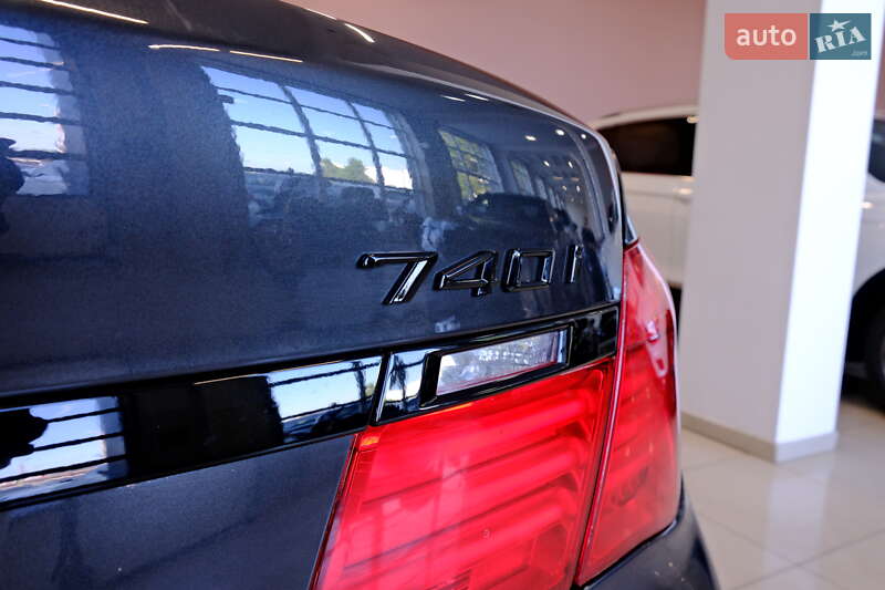 Седан BMW 7 Series 2012 в Одесі
