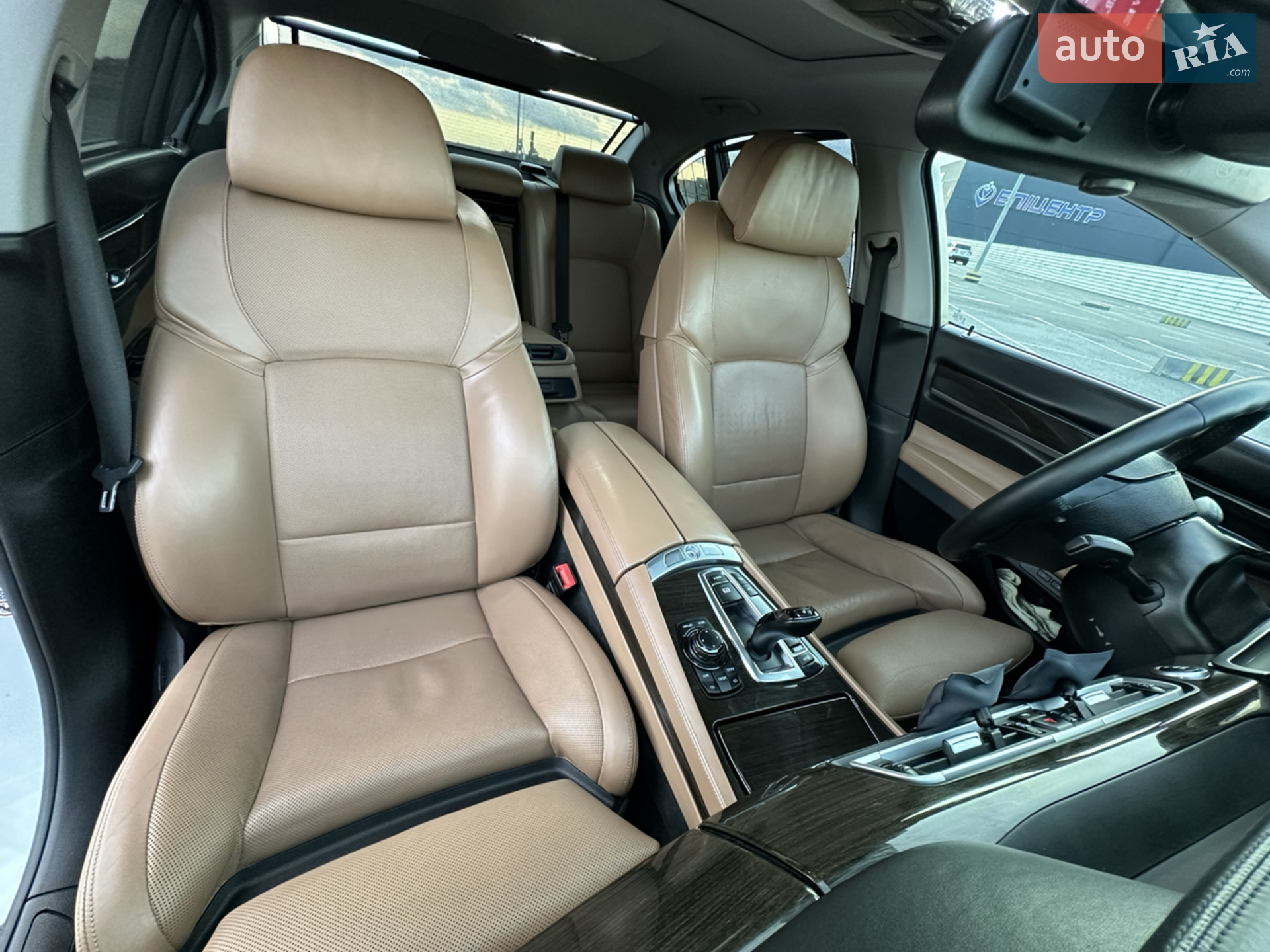 2011 BMW 7er - мініатюра 18