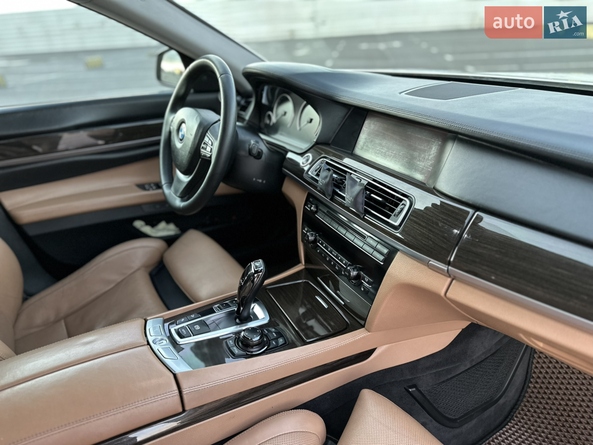 2011 BMW 7er - мініатюра 19