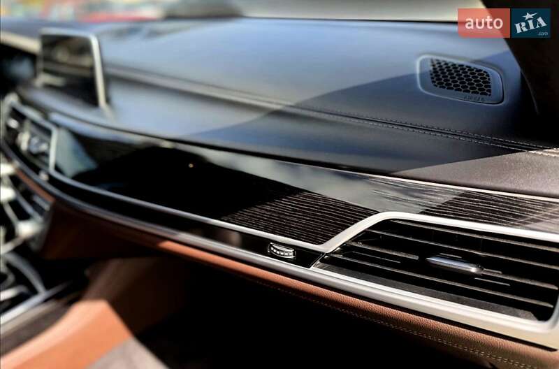 Седан BMW 7 Series 2018 в Одесі