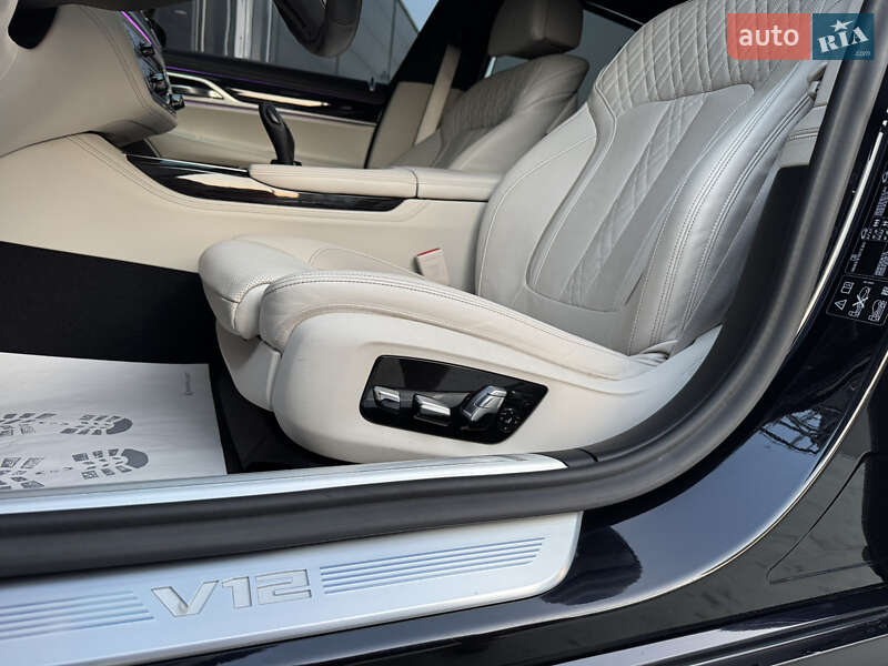 Седан BMW 7 Series 2021 в Киеве