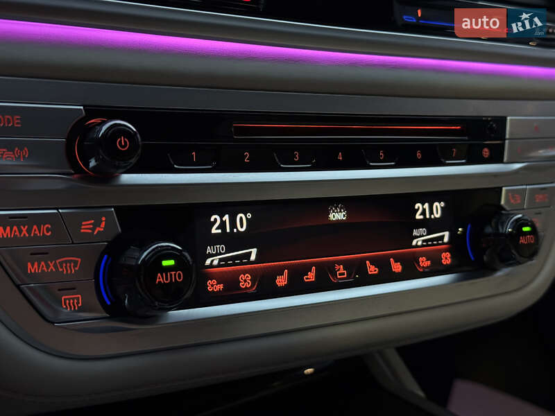Седан BMW 7 Series 2021 в Киеве