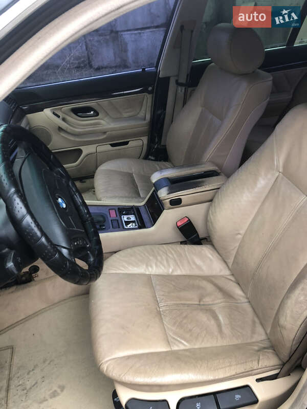 Седан BMW 7 Series 1997 в Борисполе