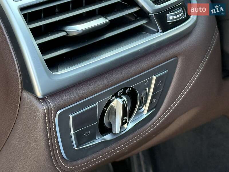 Седан BMW 7 Series 2022 в Одесі фото 19 Седан BMW 7 Series 2022 в Одесі