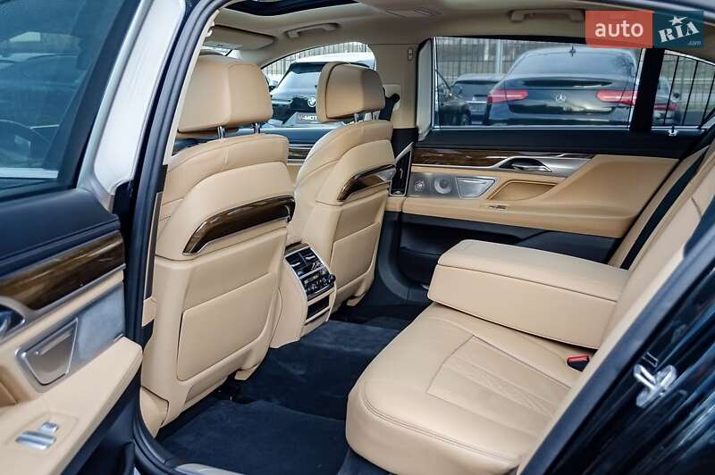 Седан BMW 7 Series 2016 в Одессе фото 11 Седан BMW 7 Series 2016 в Одессе