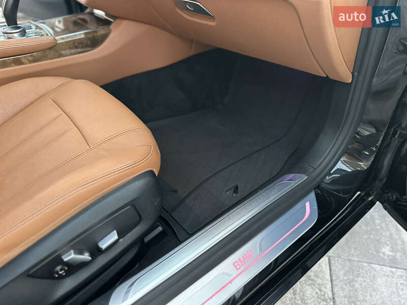 Седан BMW 7 Series 2016 в Виннице фото 54 Седан BMW 7 Series 2016 в Виннице