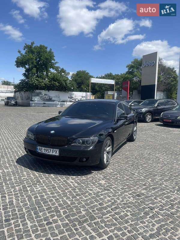 Седан BMW 7 Series 2007 в Днепре