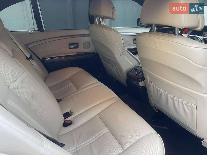 Седан BMW 7 Series 2007 в Днепре