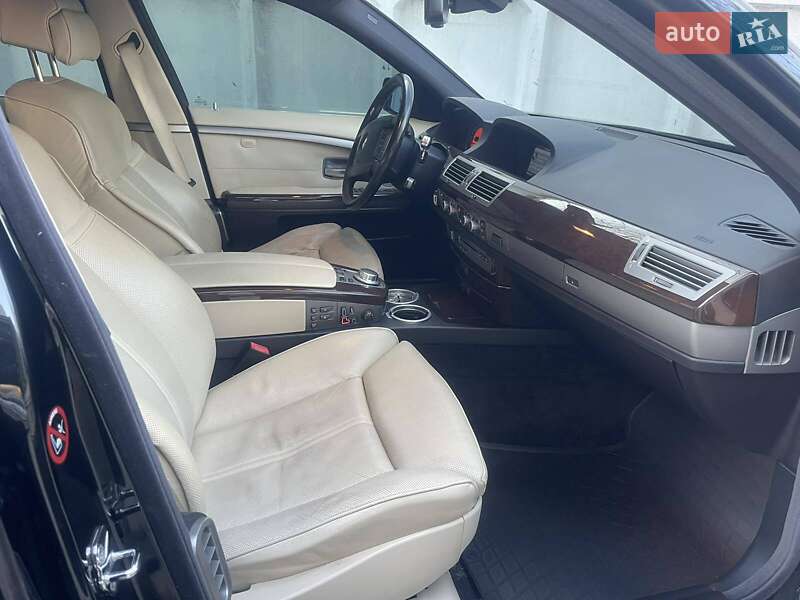 Седан BMW 7 Series 2007 в Днепре