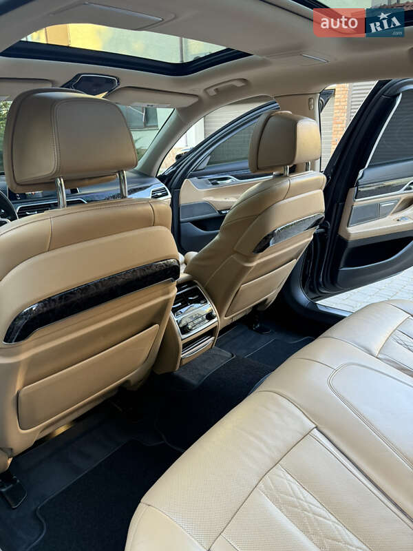 Седан BMW 7 Series 2016 в Одесі