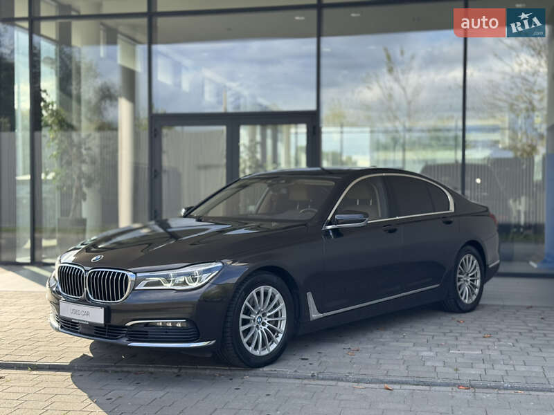 Седан BMW 7 Series 2016 в Ивано-Франковске фото 3 Седан BMW 7 Series 2016 в Ивано-Франковске