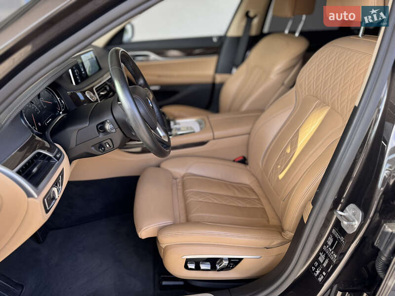 Седан BMW 7 Series 2016 в Ивано-Франковске фото 28 Седан BMW 7 Series 2016 в Ивано-Франковске