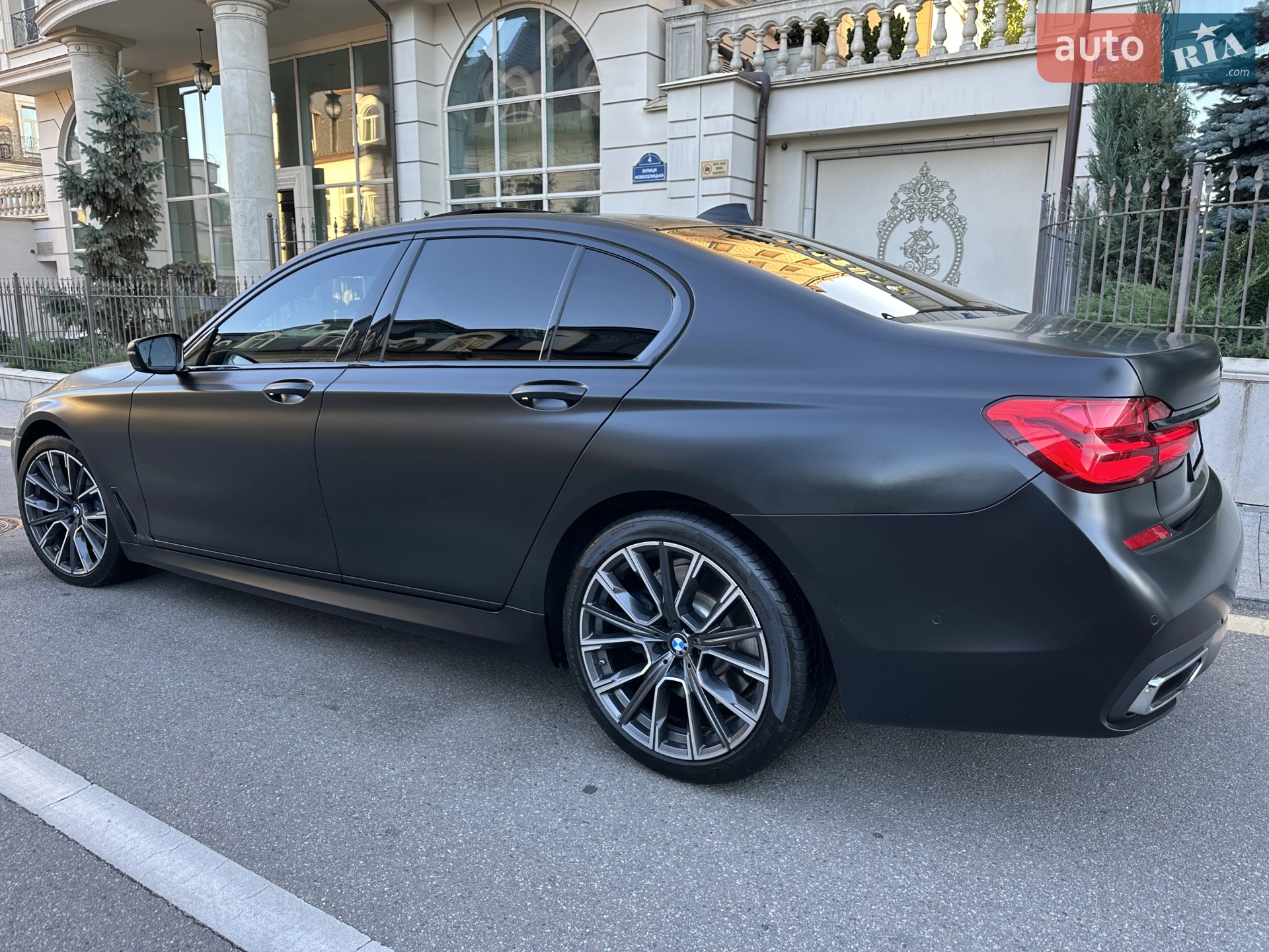 2016 BMW 7er - мініатюра 7