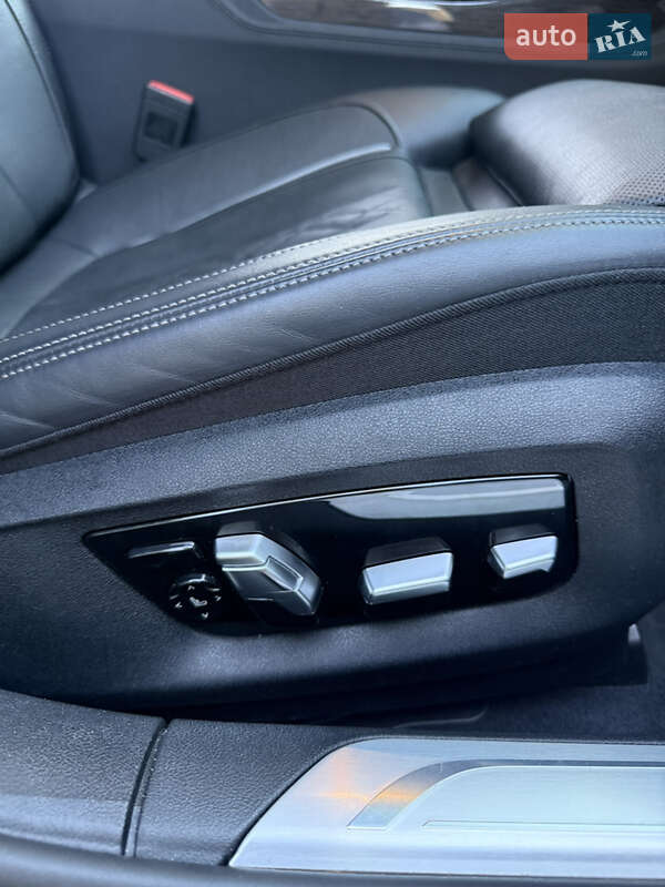 Седан BMW 7 Series 2020 в Києві фото 32 Седан BMW 7 Series 2020 в Києві