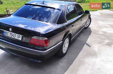 Седан BMW 7 Series 2001 в  фото 22 Седан BMW 7 Series 2001 в