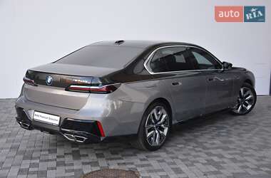 Седан BMW 7 Series 2023 в 
