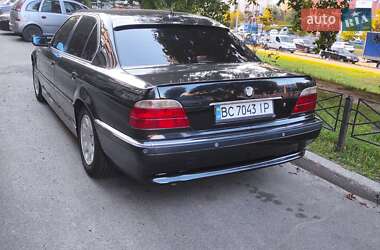 Седан BMW 7 Series 2001 в  фото 3 Седан BMW 7 Series 2001 в