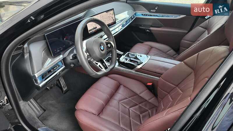 Седан BMW 7 Series 2024 в Вінниці