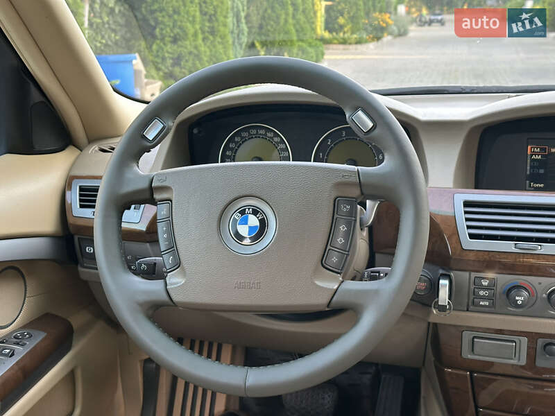 Седан BMW 7 Series 2004 в Одессе