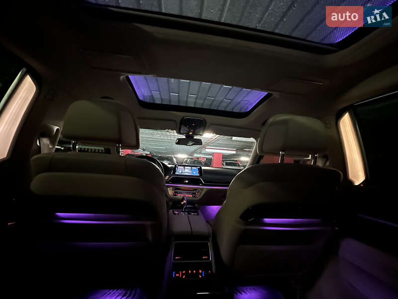 Седан BMW 7 Series 2017 в Киеве фото 64 Седан BMW 7 Series 2017 в Киеве