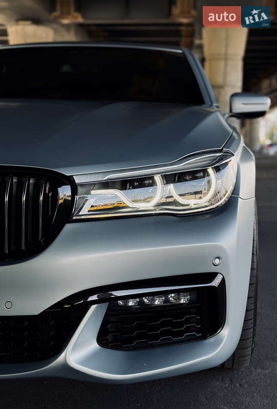 Седан BMW 7 Series 2017 в Києві
