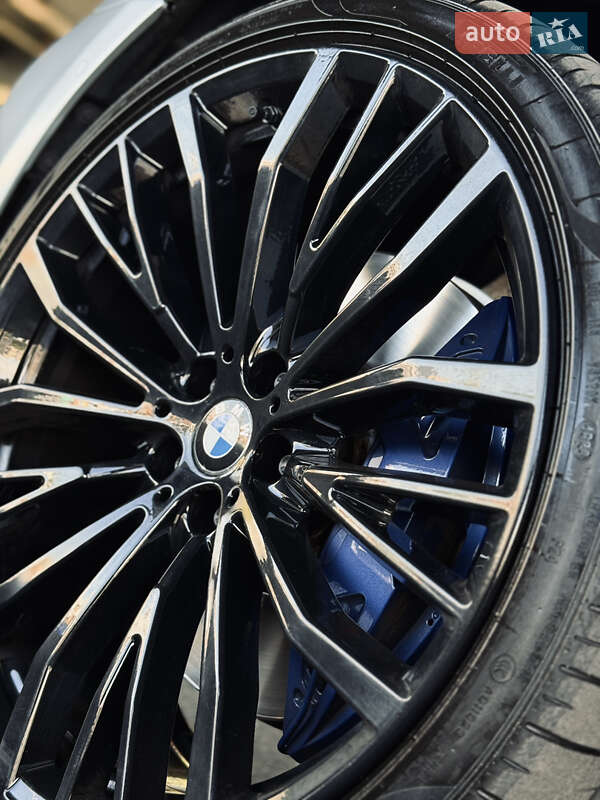 Седан BMW 7 Series 2017 в Києві