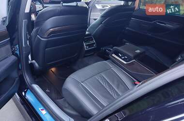 Седан BMW 7 Series 2022 в 