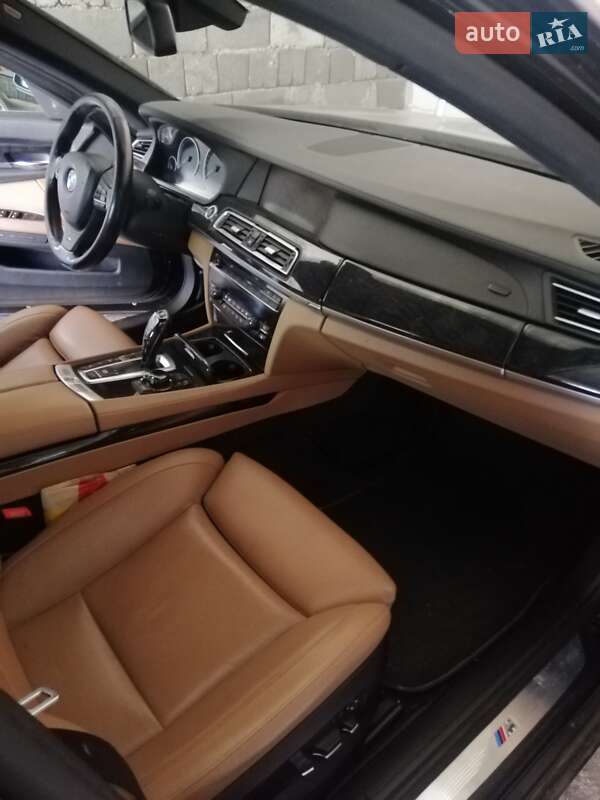 BMW 7 Series 2009