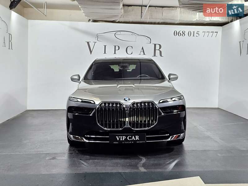 Седан BMW 7 Series 2023 в Киеве
