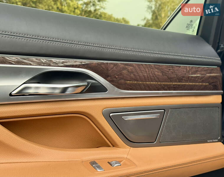 Седан BMW 7 Series 2016 в Тернополе фото 64 Седан BMW 7 Series 2016 в Тернополе