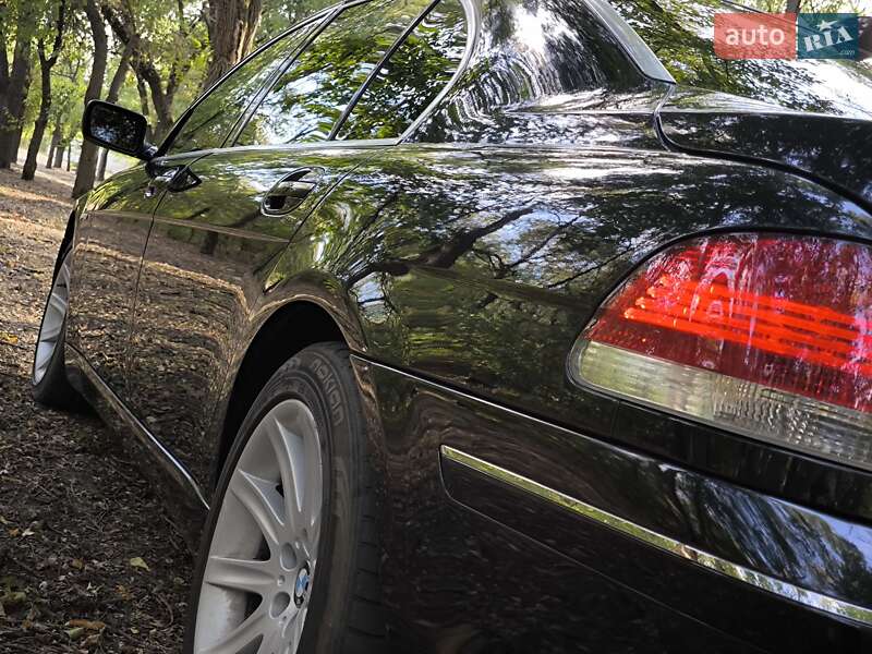 Седан BMW 7 Series 2003 в Днепре