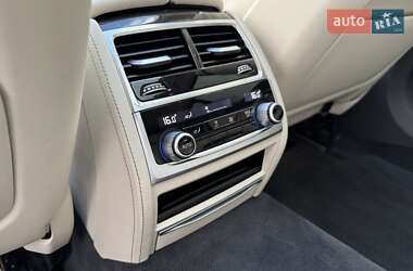 Седан BMW 7 Series 2015 в 
