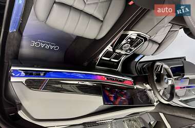 Седан BMW 7 Series 2024 в 