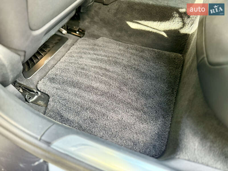 Седан BMW 7 Series 2019 в Киеве