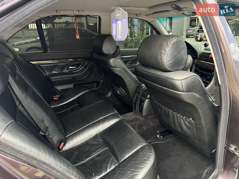 Седан BMW 7 Series 1995 в Івано-Франківську