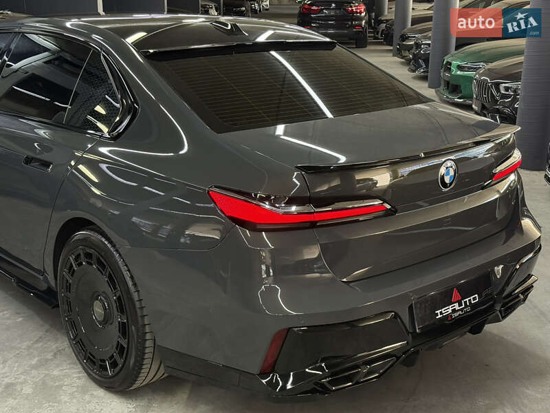 Седан BMW 7 Series 2023 в Одессе