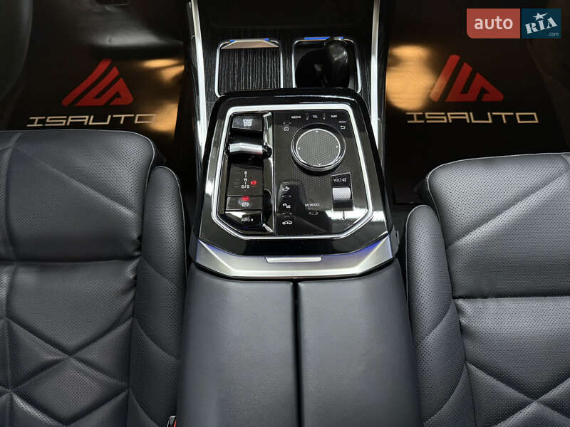 Седан BMW 7 Series 2023 в Одессе