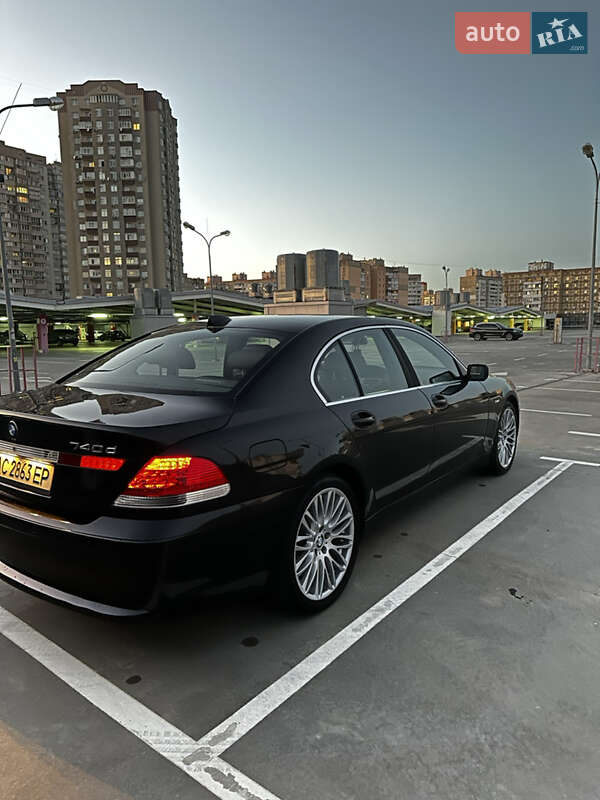 Седан BMW 7 Series 2003 в Киеве