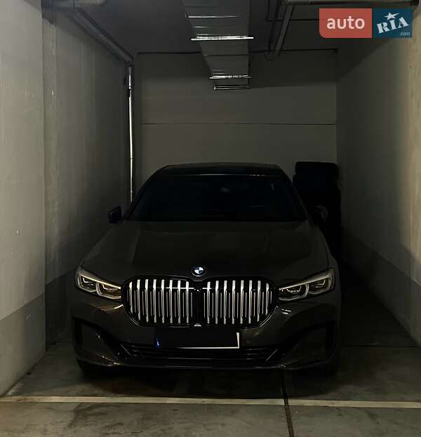 Седан BMW 7 Series 2019 в Одесі