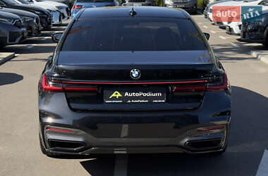 Седан BMW 7 Series 2022 в 