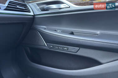 Седан BMW 7 Series 2022 в 
