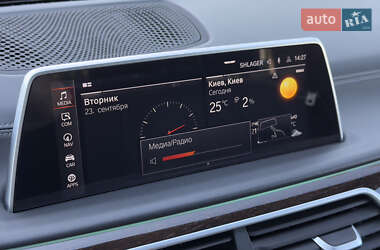 Седан BMW 7 Series 2022 в 