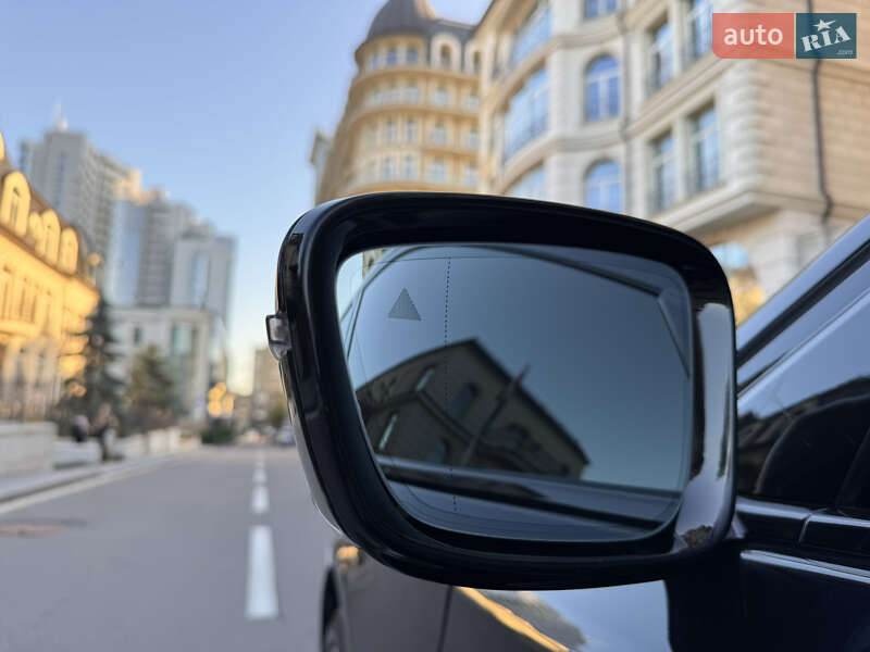 Седан BMW 7 Series 2019 в Киеве