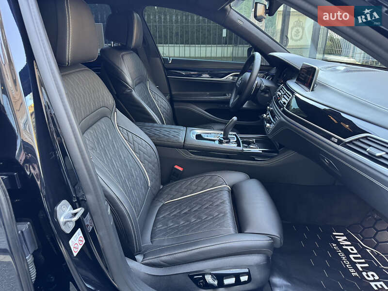 Седан BMW 7 Series 2019 в Киеве