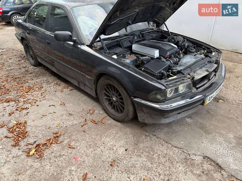 Седан BMW 7 Series 1995 в Києві