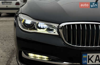 Седан BMW 7 Series 2016 в 