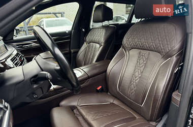 Седан BMW 7 Series 2016 в 