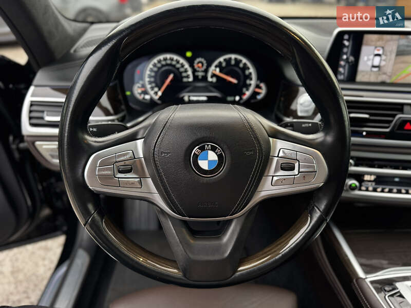 Седан BMW 7 Series 2016 в Житомирі фото 33 Седан BMW 7 Series 2016 в Житомирі